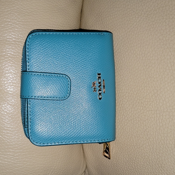 Handbags - Coach wallet